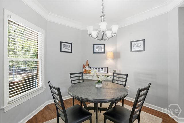 8 Oak Park Place, Savannah, GA 31405