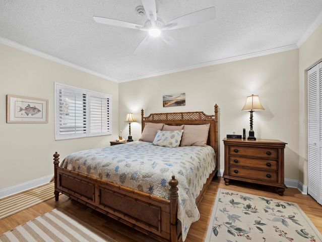 1485 GULF OF MEXICO DRIVE 110, Longboat Key, FL 34228