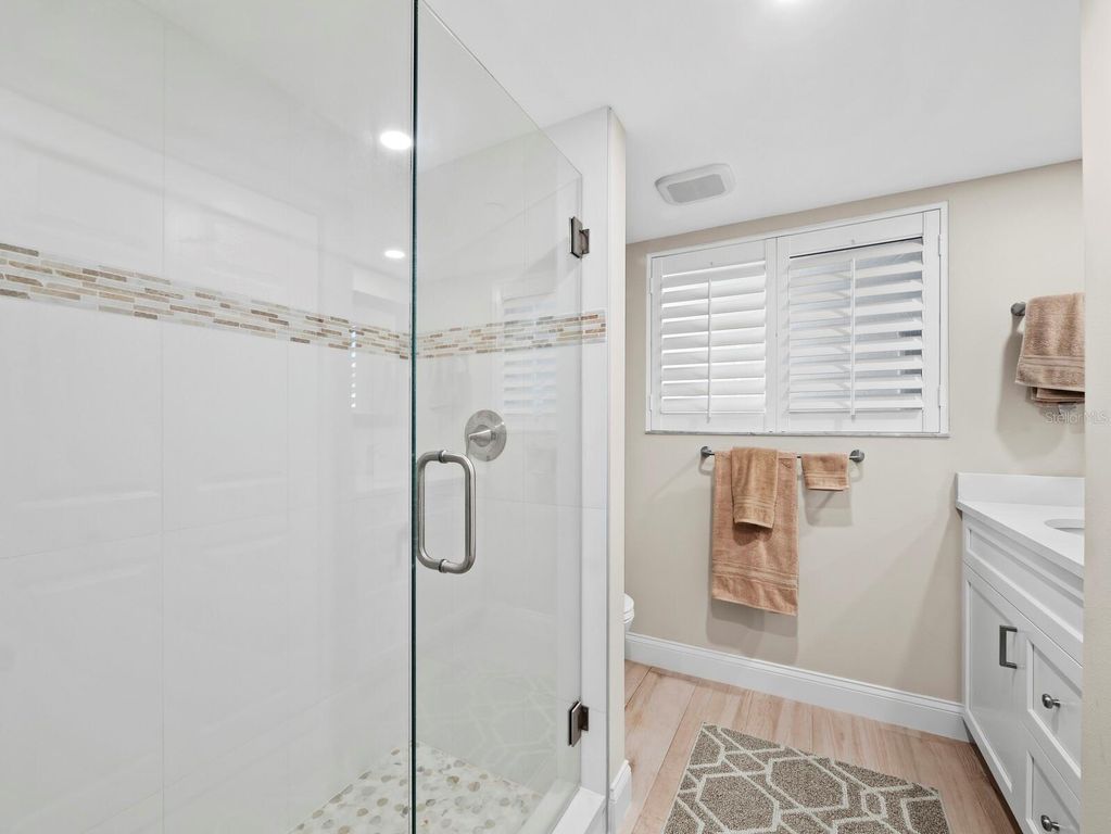 Image 24 of property listing at 1485 GULF OF MEXICO DRIVE 110, Longboat Key, FL 34228