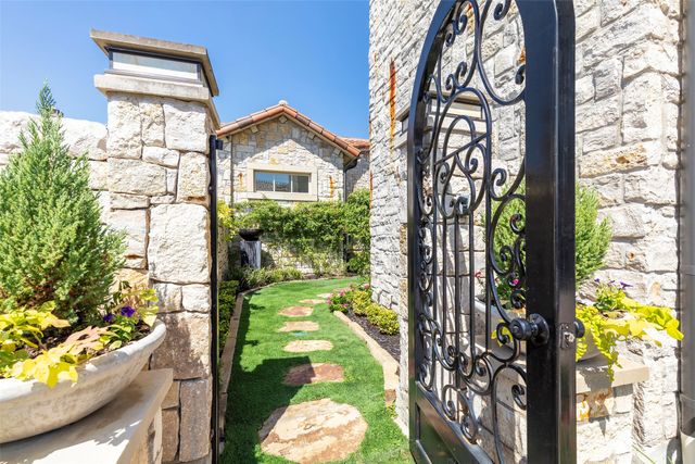 6800 Dalmatia Drive, Mckinney, TX 75072