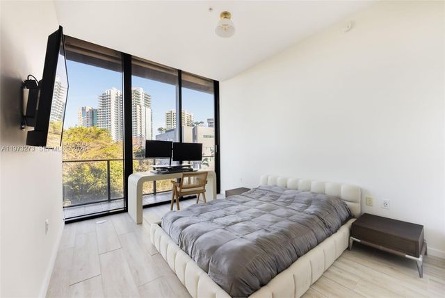 3156 SW 27th Ave 305, Coconut Grove, FL 33133