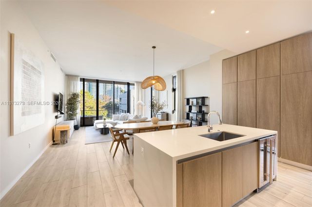 3156 SW 27th Ave 305, Coconut Grove, FL 33133