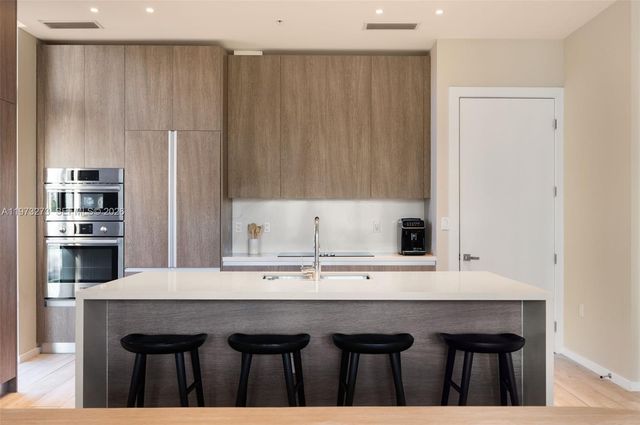 3156 SW 27th Ave 305, Coconut Grove, FL 33133