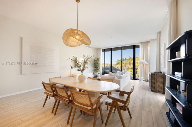 3156 SW 27th Ave 305, Coconut Grove, FL 33133