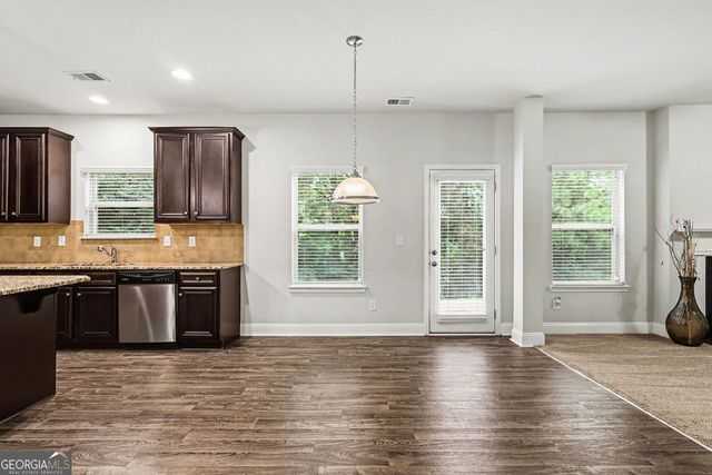 2127 Farmdale Ct, Conyers, GA 30012