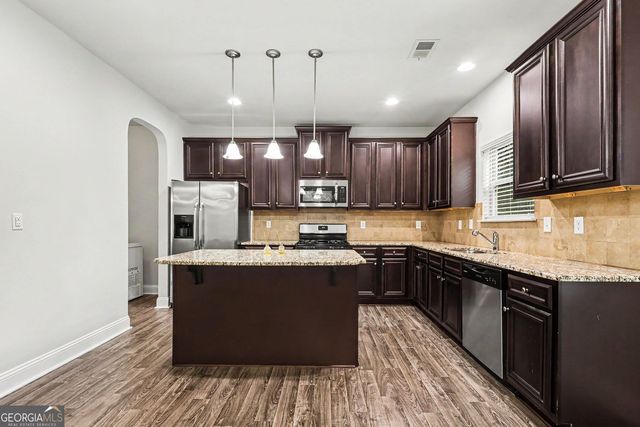 2127 Farmdale Ct, Conyers, GA 30012