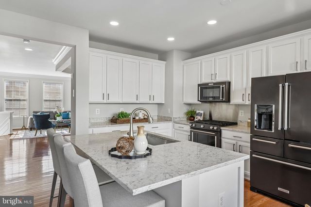 2625 TARLETON CORNER DR, Herndon, VA 20171