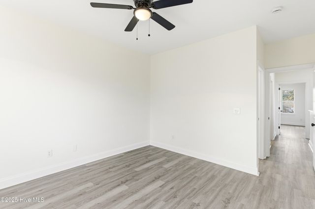 937 S 8th Street, Wilmington, NC 28401