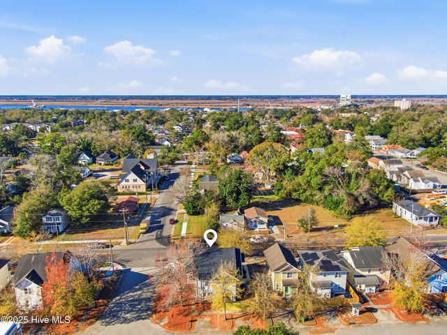 937 S 8th Street, Wilmington, NC 28401