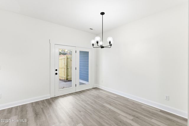 937 S 8th Street, Wilmington, NC 28401