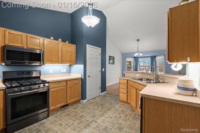 852 Faith Court, Milan, MI 48160