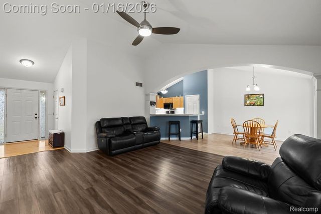 852 Faith Court, Milan, MI 48160