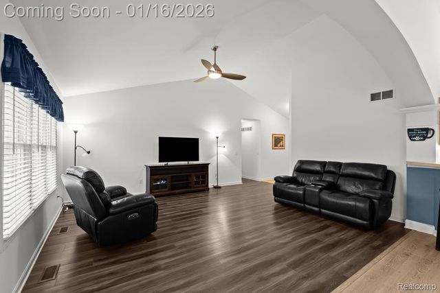 852 Faith Court, Milan, MI 48160