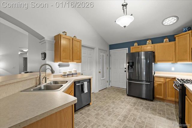 852 Faith Court, Milan, MI 48160