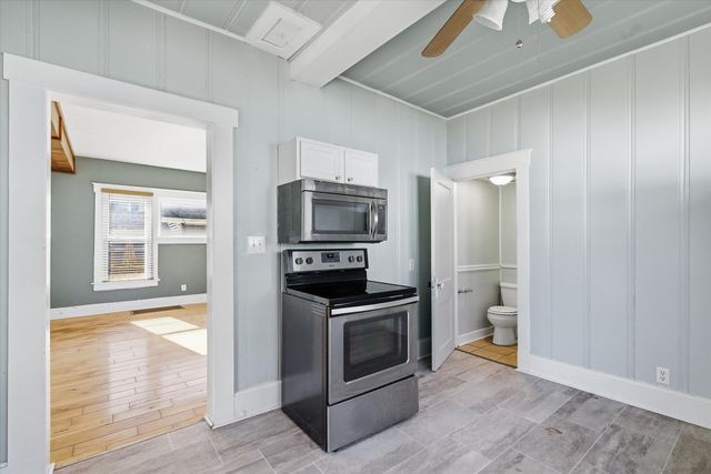 1510 N Robberson Avenue, Springfield, MO 65803