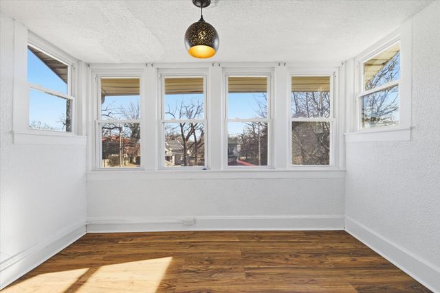 1510 N Robberson Avenue, Springfield, MO 65803