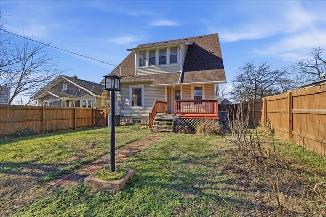 1510 N Robberson Avenue, Springfield, MO 65803