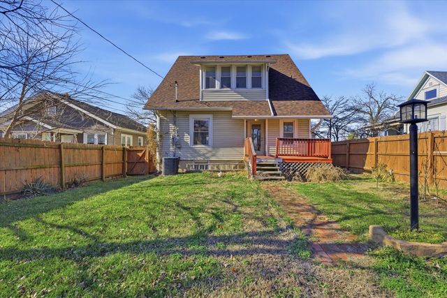 1510 N Robberson Avenue, Springfield, MO 65803