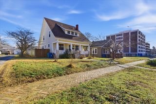 1510 N Robberson Avenue, Springfield, MO 65803