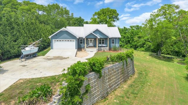 1174 Majors Cemetery Rd, Lynchburg, TN 37352