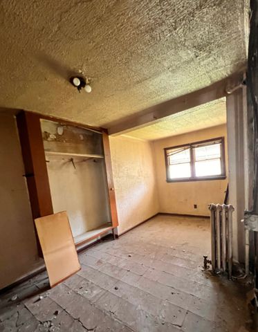 6737 S Champlain Avenue, Chicago, IL 60637