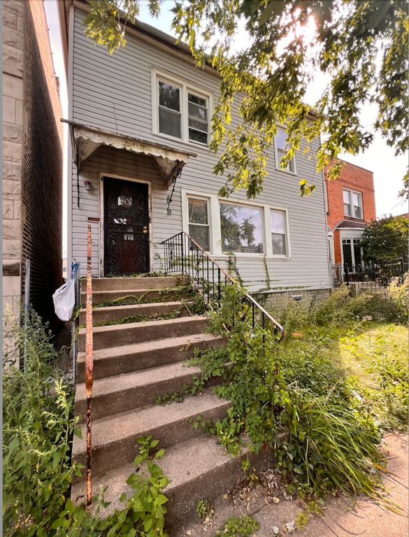 6737 S Champlain Avenue, Chicago, IL 60637