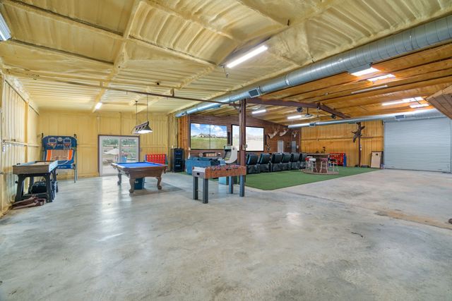 12190 Marion Road, Sanger, TX 76266