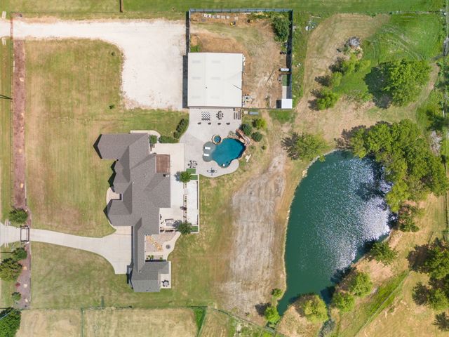 12190 Marion Road, Sanger, TX 76266