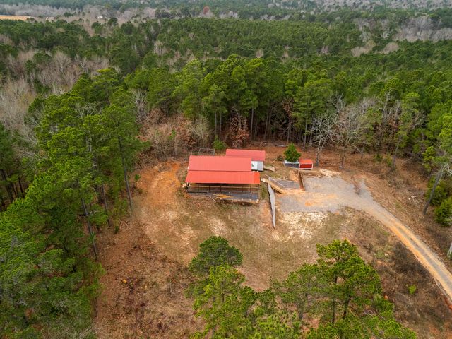 145 Newsome RD, Gilmer, TX 75644