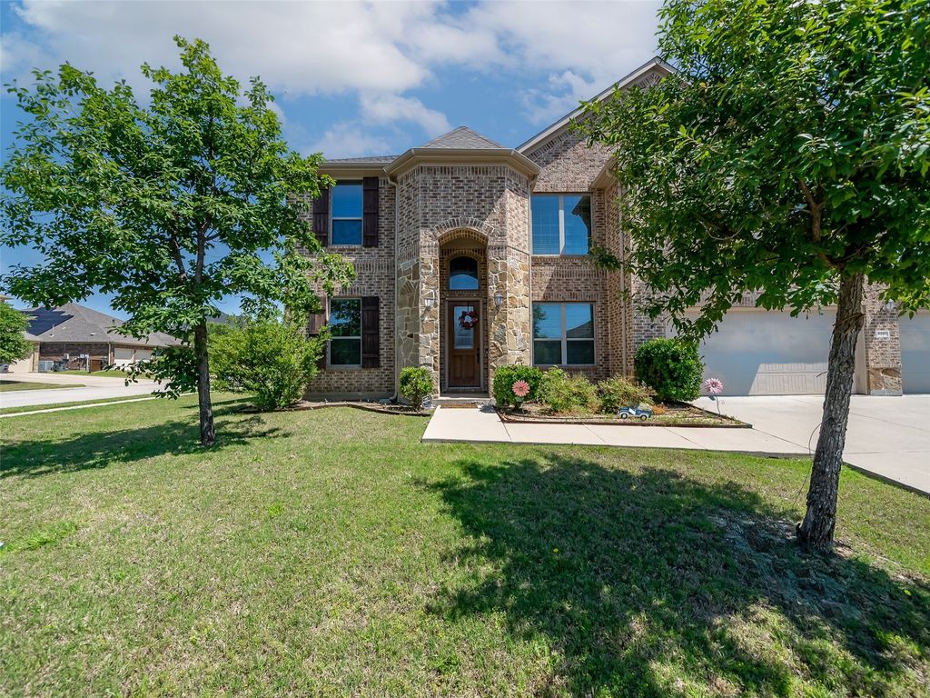 5207 Seth Avenue, Sachse, TX 75048
