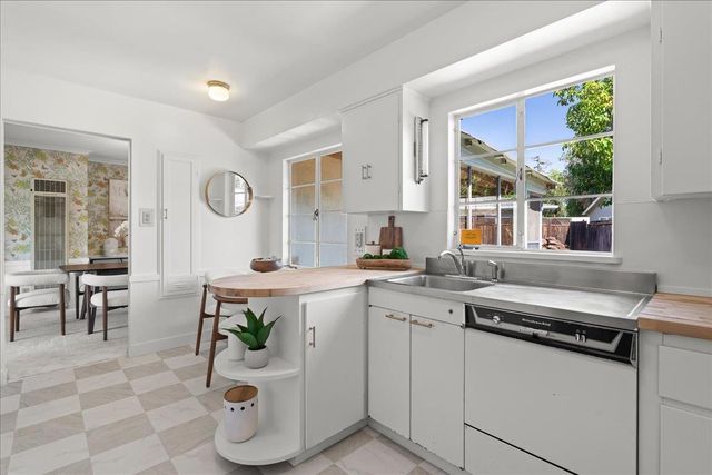16281 Camino Del Sol, Los Gatos, CA 95032