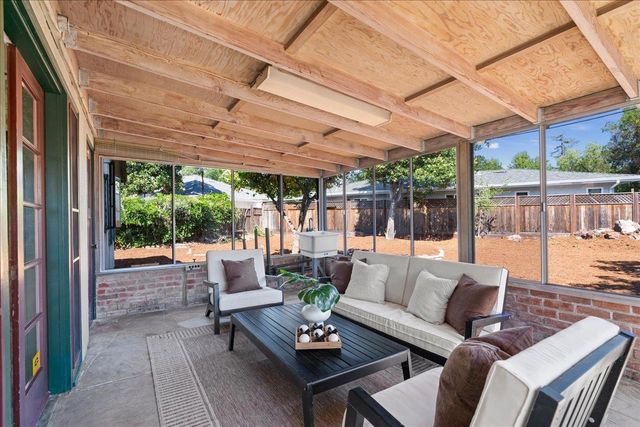 16281 Camino Del Sol, Los Gatos, CA 95032