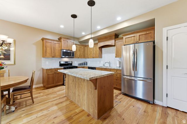 7235 S VIANSA CT, Midvale, UT 84047