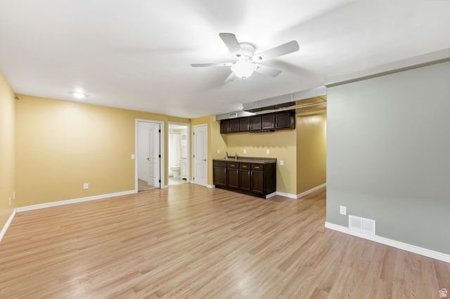 7235 S VIANSA CT, Midvale, UT 84047