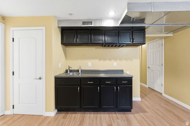 7235 S VIANSA CT, Midvale, UT 84047