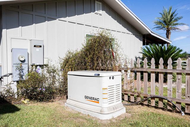 983 NW St Thomas Church Road, Madison, FL 32340