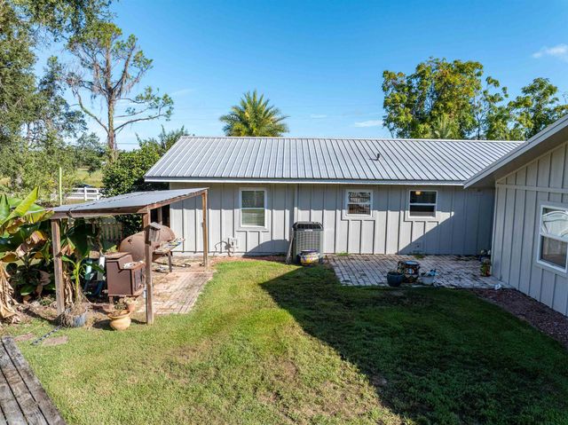 983 NW St Thomas Church Road, Madison, FL 32340