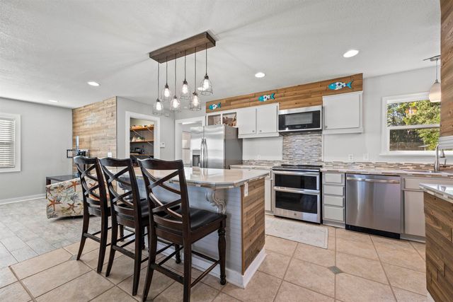 983 NW St Thomas Church Road, Madison, FL 32340