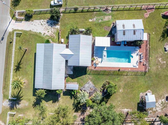 983 NW St Thomas Church Road, Madison, FL 32340