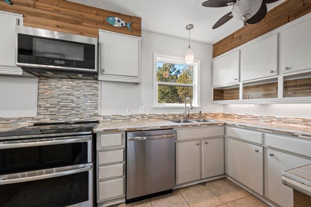 983 NW St Thomas Church Road, Madison, FL 32340