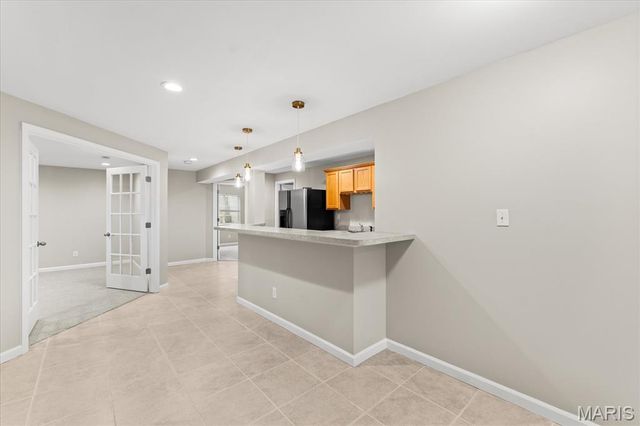 320 Aberdeen Drive, Glen Carbon, IL 62034