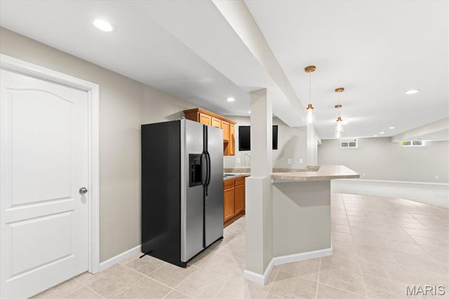 320 Aberdeen Drive, Glen Carbon, IL 62034