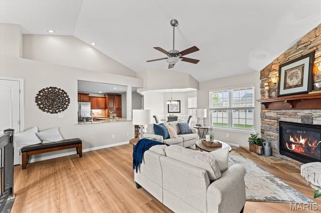 320 Aberdeen Drive, Glen Carbon, IL 62034
