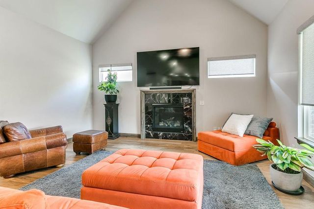 5609 Copper Stone Court, Mustang, OK 73064