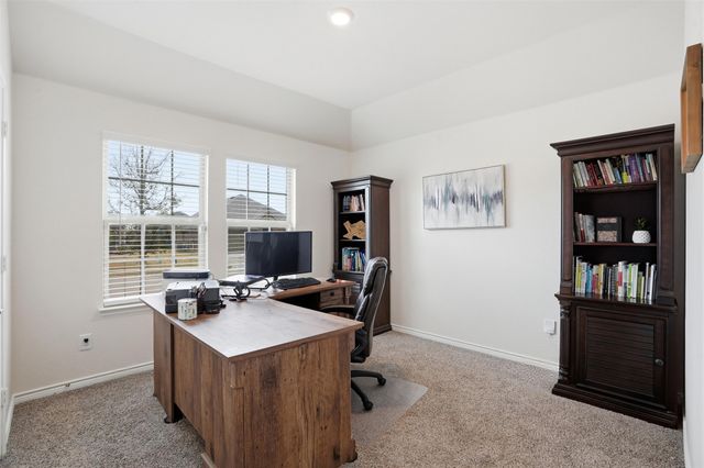 210 Gatecrest Drive, Fate, TX 75087