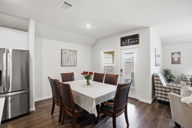 210 Gatecrest Drive, Fate, TX 75087