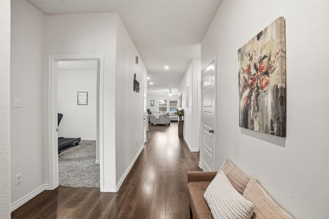 210 Gatecrest Drive, Fate, TX 75087