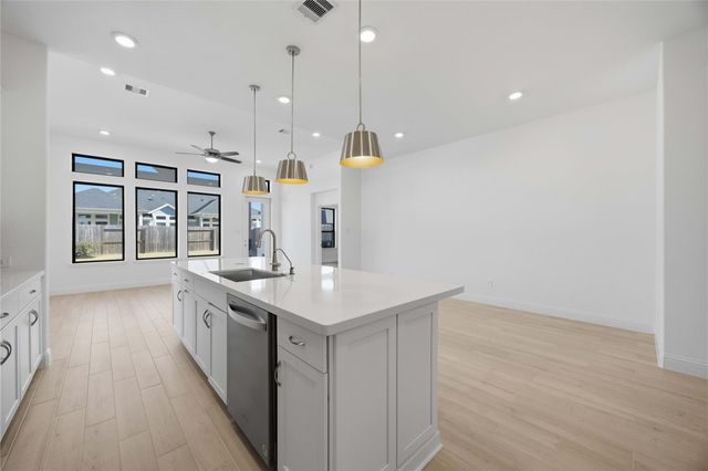 1614 Forest Mist Drive, Missouri City, TX 77459