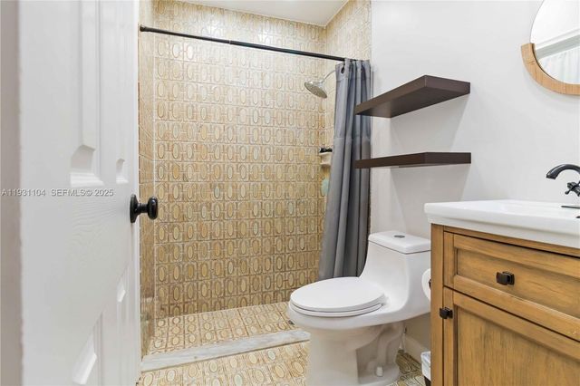 9908 NW 46th Ct, Sunrise, FL 33351