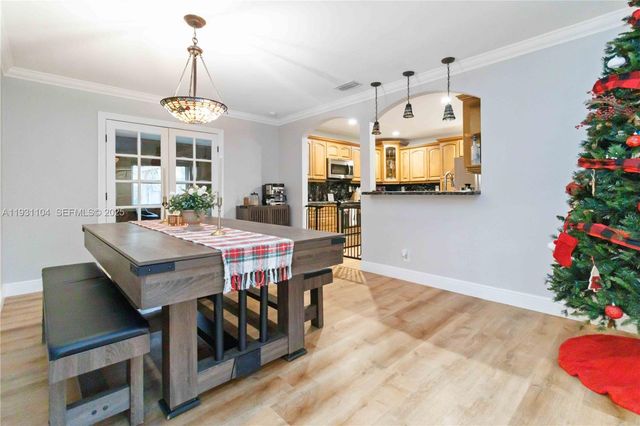 9908 NW 46th Ct, Sunrise, FL 33351